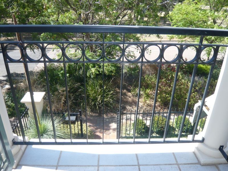 37  Karu Crescent, Mitchell Park SA 5043