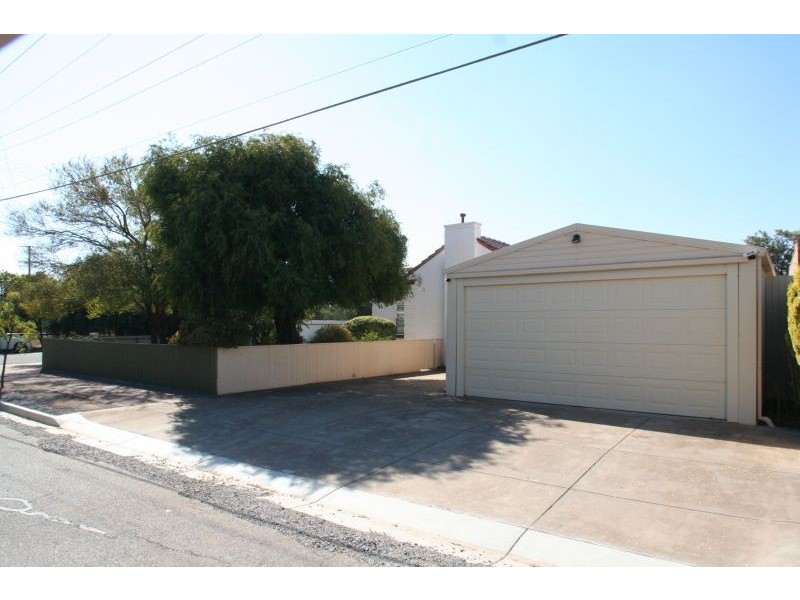 18  Addison Road, Hove SA 5048