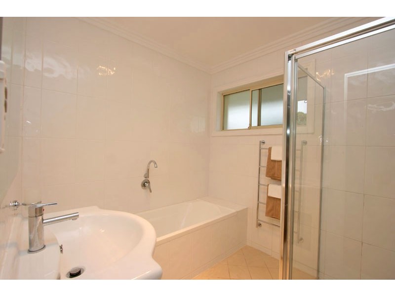 1   Durham Place, Flagstaff Hill SA 5159