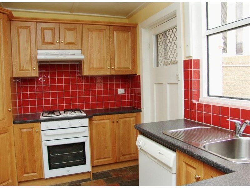 8/18A  South Esplanade, Glenelg SA 5045