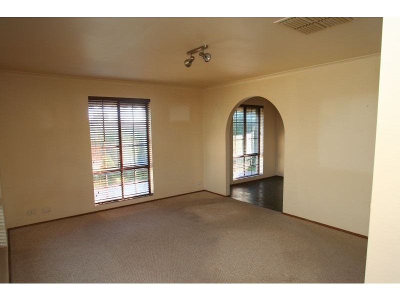 3  Whittaker Avenue, Old Reynella SA 5161