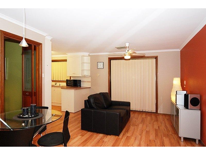 33 Taylors Road, Aberfoyle Park SA 5159