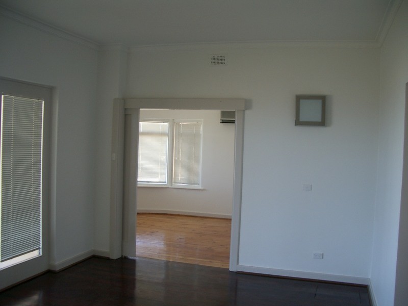 1-4, 70  Seaview Road, West Beach SA 5024