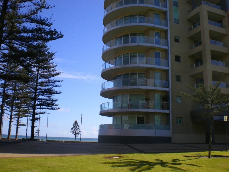 511/19  The Promenade, Holdfast Shores, Glenelg SA 5045