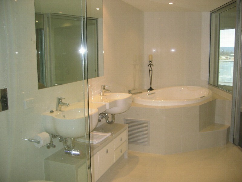 511/19  The Promenade, Holdfast Shores, Glenelg SA 5045