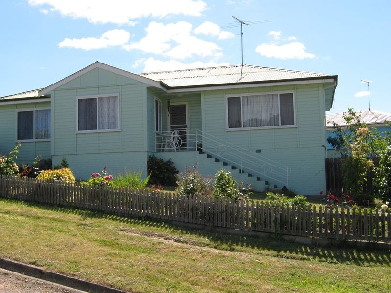 16  Manning Street, Riverside TAS 7250