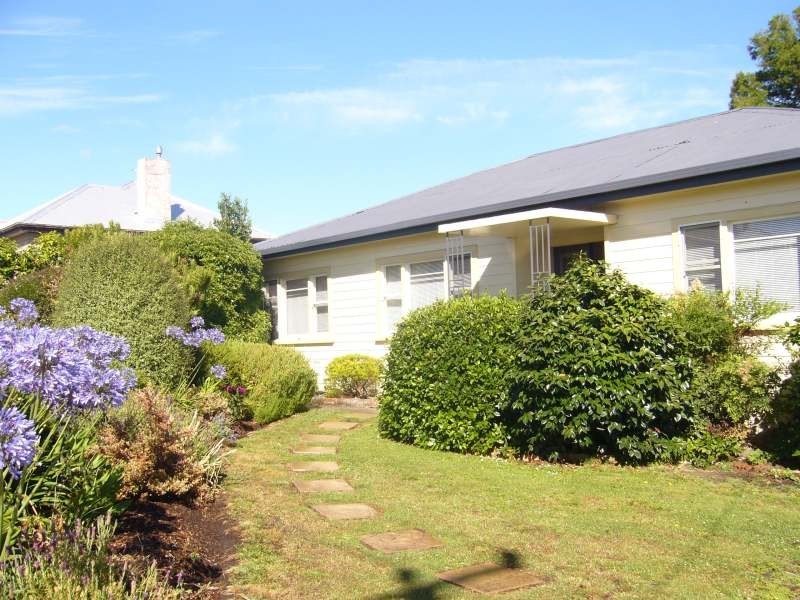8  Freeland Cresent, Riverside TAS 7250