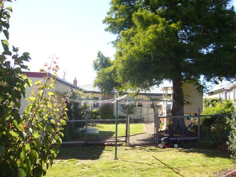 8  Freeland Cresent, Riverside TAS 7250