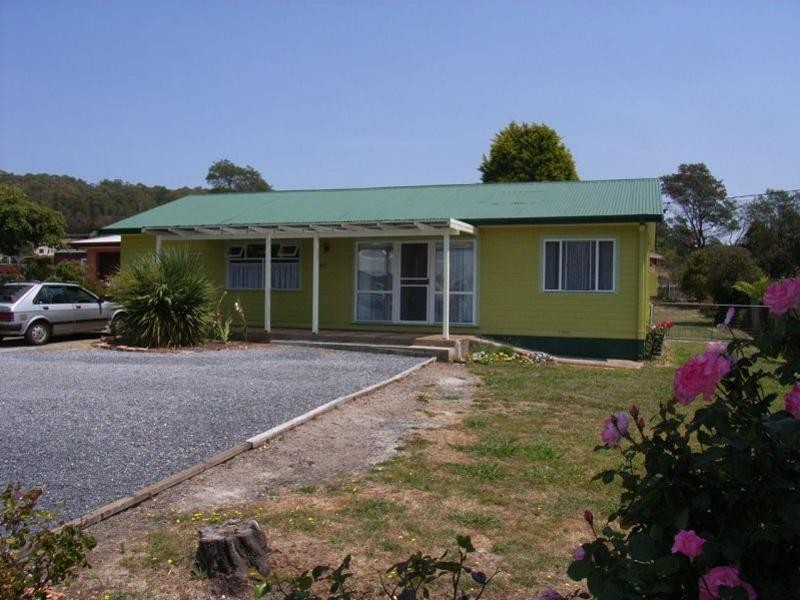 207 Weld Street, Beaconsfield TAS 7270