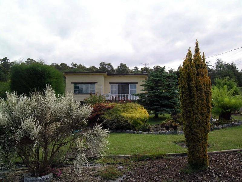 65 High Street, Beaconsfield TAS 7270