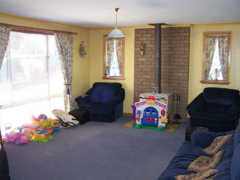 14  Crowther Street, Beaconsfield TAS 7270