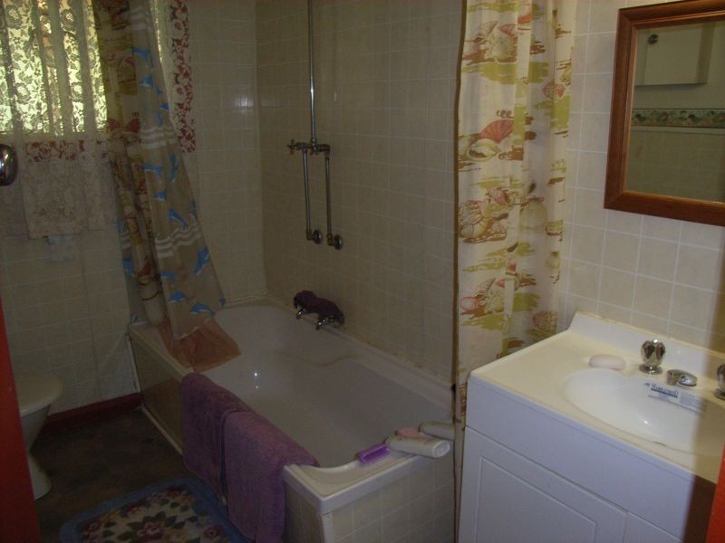 103  Weld Street, Beaconsfield TAS 7270