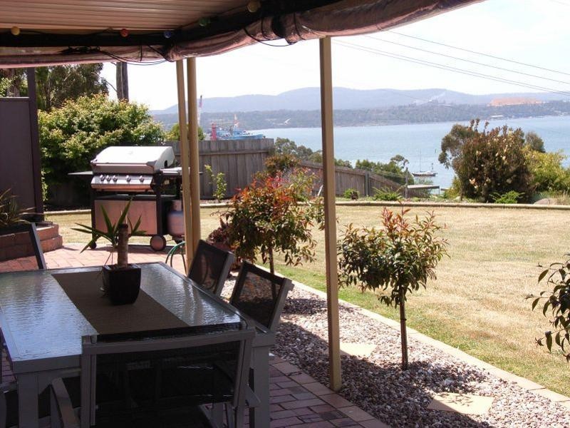 Beauty Point TAS 7270