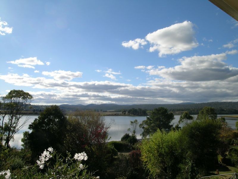 48  Beach Road, Legana TAS 7277