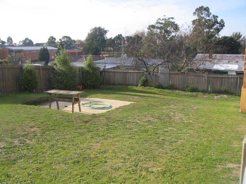 2 Bernard Street, Beaconsfield TAS 7270