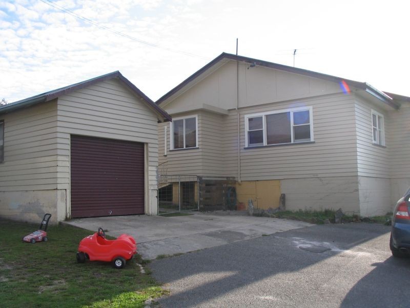 2 Bernard Street, Beaconsfield TAS 7270