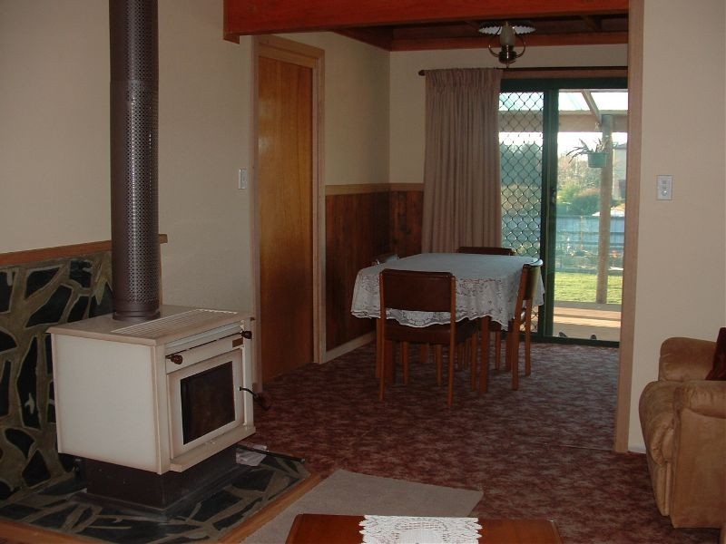 36 New Street, Beaconsfield TAS 7270