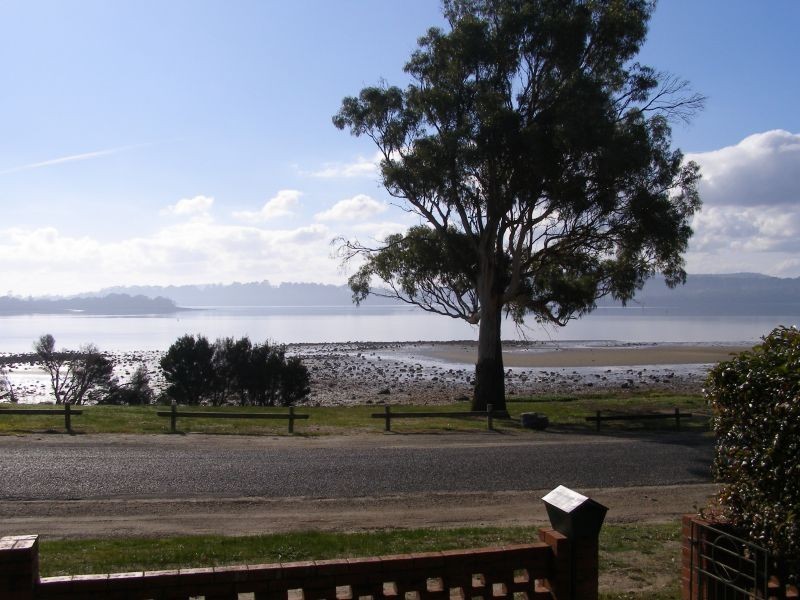 25 Esplanade, Beauty Point TAS 7270