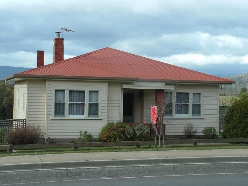 52 Main Road, Exeter TAS 7275