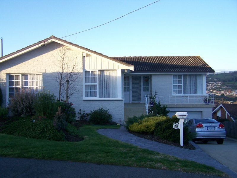19  Montgomery Court, Norwood TAS 7250