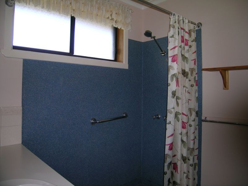 Unit 2/162 Weld Street (Unit 5, William Street),, Beaconsfield TAS 7270