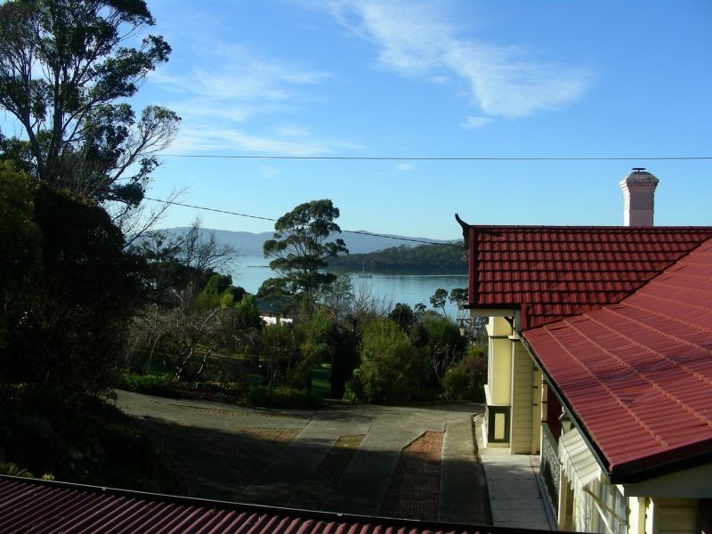 Beauty Point TAS 7270