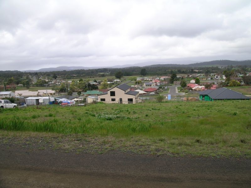 32-34  Brooklyn Street, Beaconsfield TAS 7270