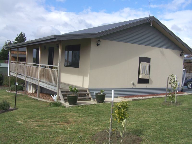 26 Cornwall Street, Beaconsfield TAS 7270