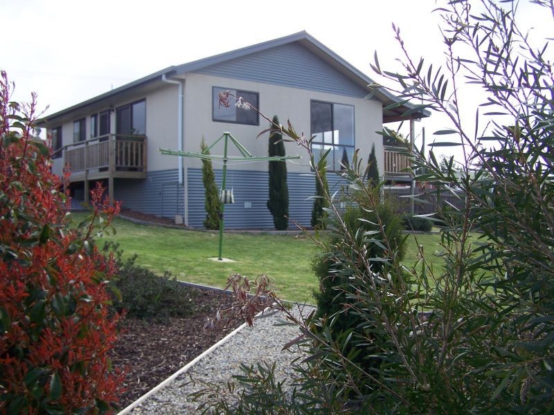 26 Cornwall Street, Beaconsfield TAS 7270