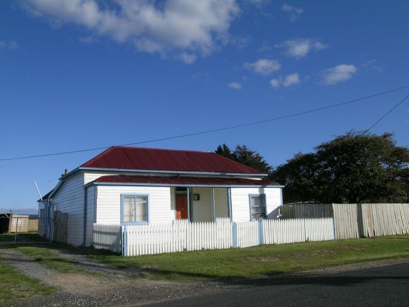 11-13 Grubb Street, Beaconsfield TAS 7270