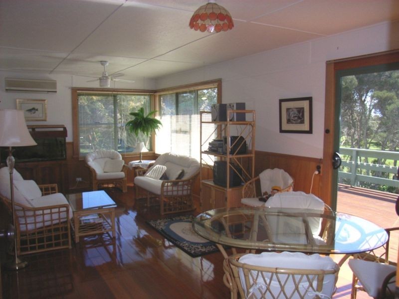 15 Beach Crescent, Greens Beach TAS 7270