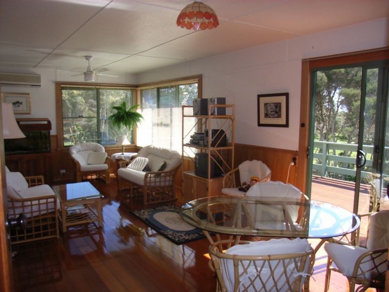 15 Beach Crescent, Greens Beach TAS 7270