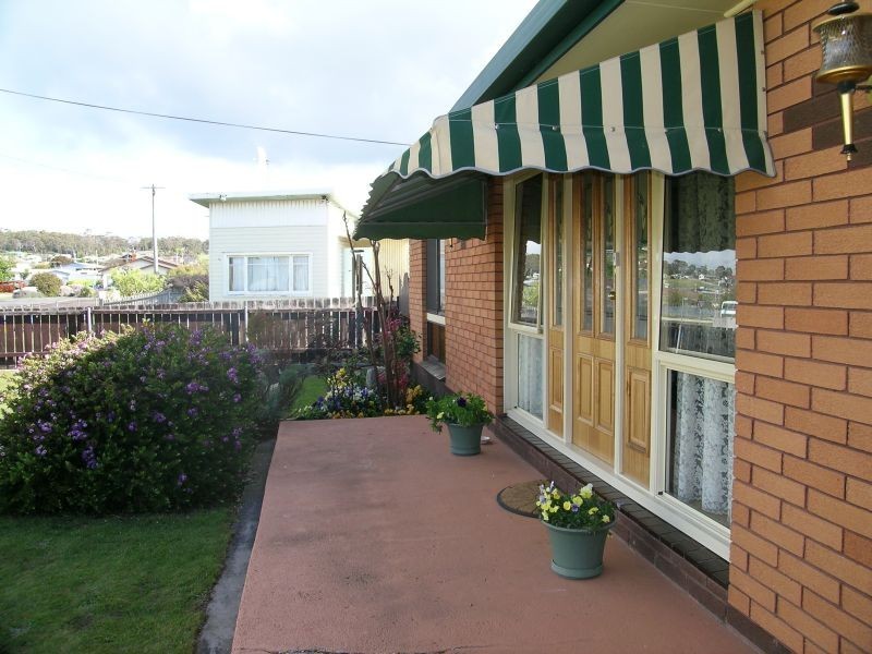 5  Kitchener Avenue, Beauty Point TAS 7270