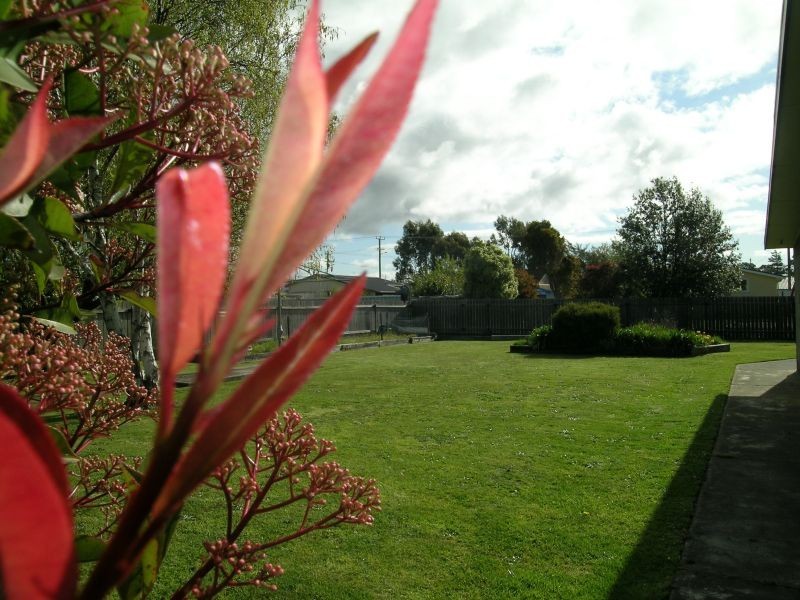 5  Kitchener Avenue, Beauty Point TAS 7270