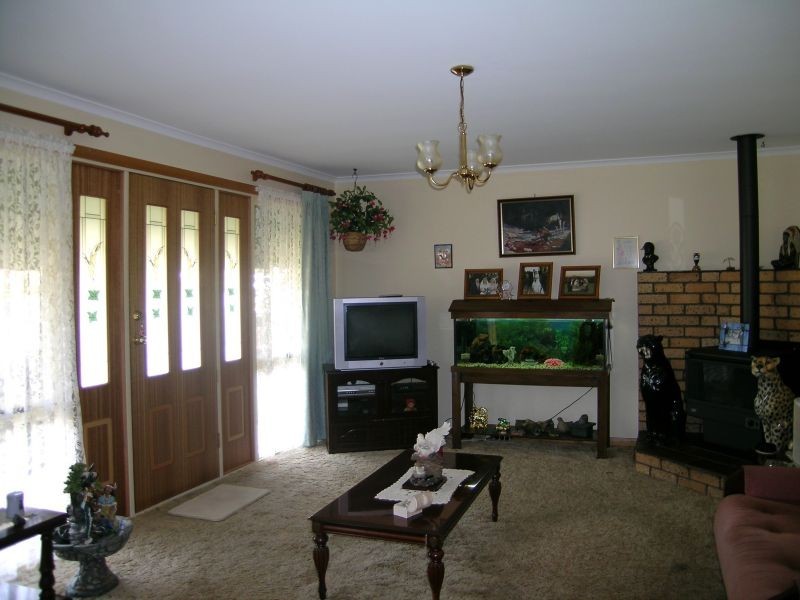 5  Kitchener Avenue, Beauty Point TAS 7270