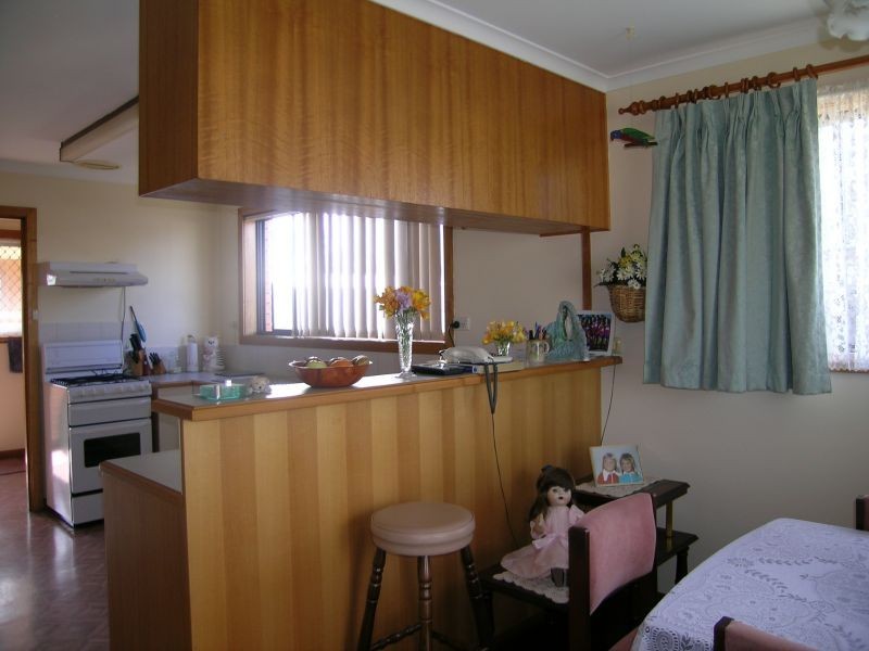 5  Kitchener Avenue, Beauty Point TAS 7270