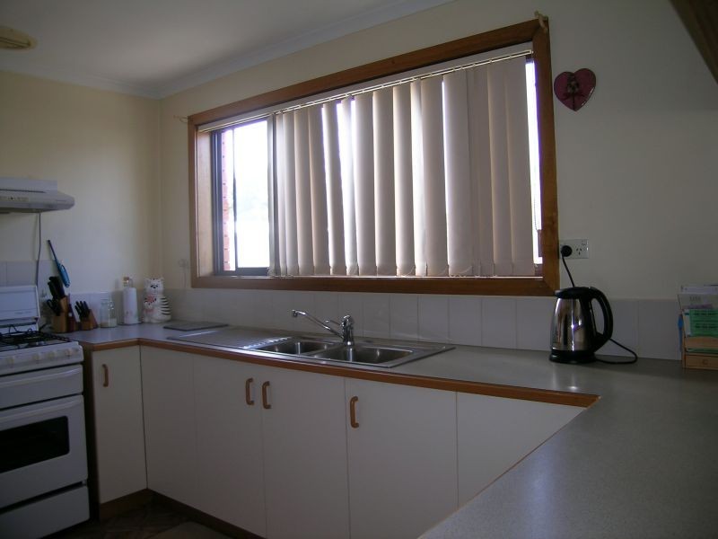5  Kitchener Avenue, Beauty Point TAS 7270