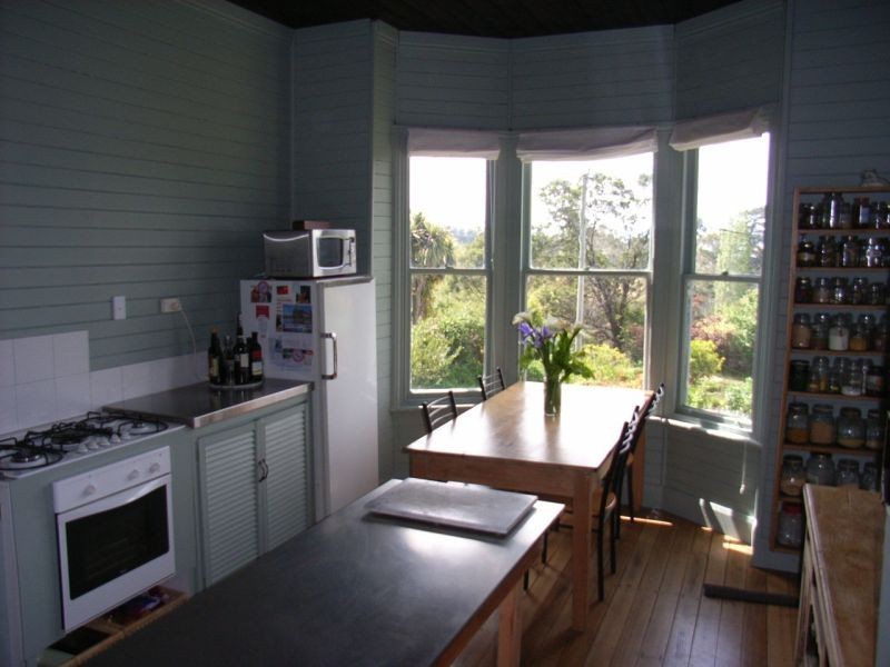 13  Main Road, Exeter TAS 7275