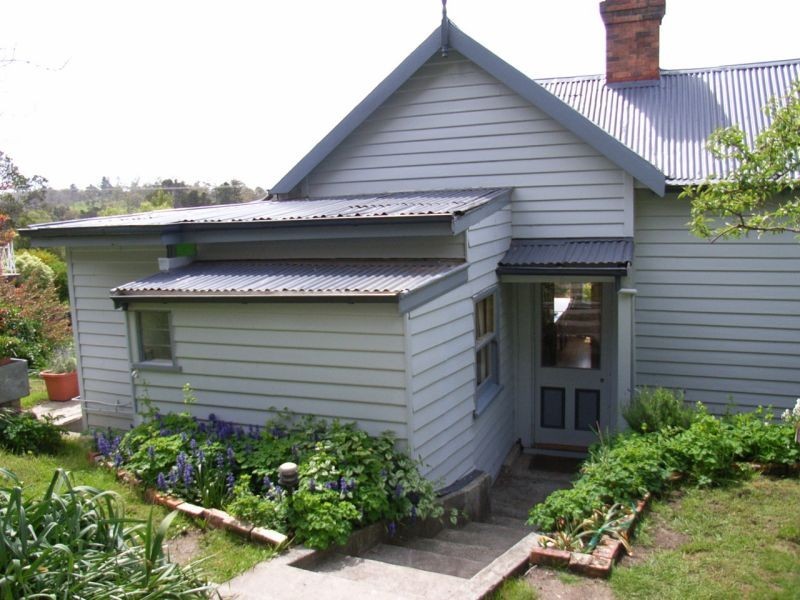 13  Main Road, Exeter TAS 7275