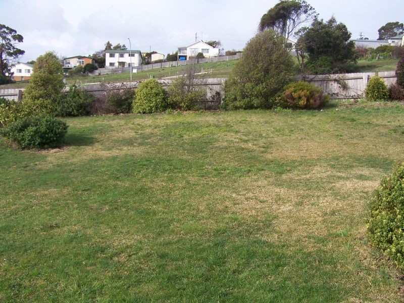 144  Charles Street, Beauty Point TAS 7270