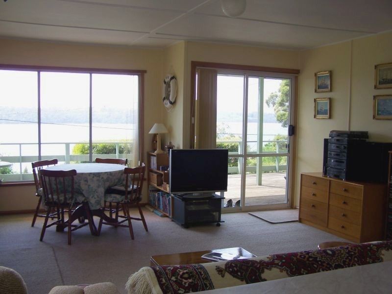 62  Sunset Boulevard, Clarence Point TAS 7270