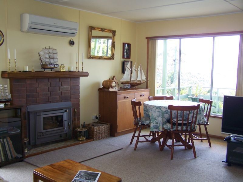 62  Sunset Boulevard, Clarence Point TAS 7270