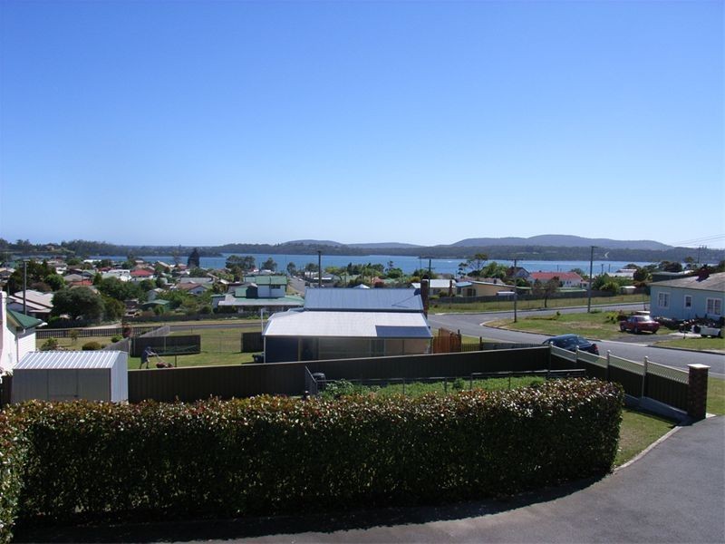 2 Ernest Street, Beauty Point TAS 7270