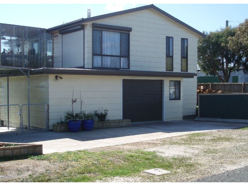 25  Davis Street, Beechford TAS 7252