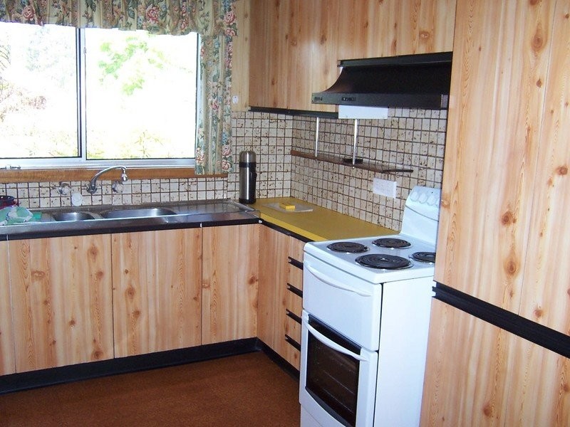 100  Main Road, Exeter TAS 7275