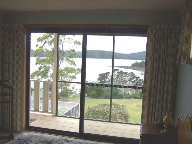22  Flinders Street, Beauty Point TAS 7270