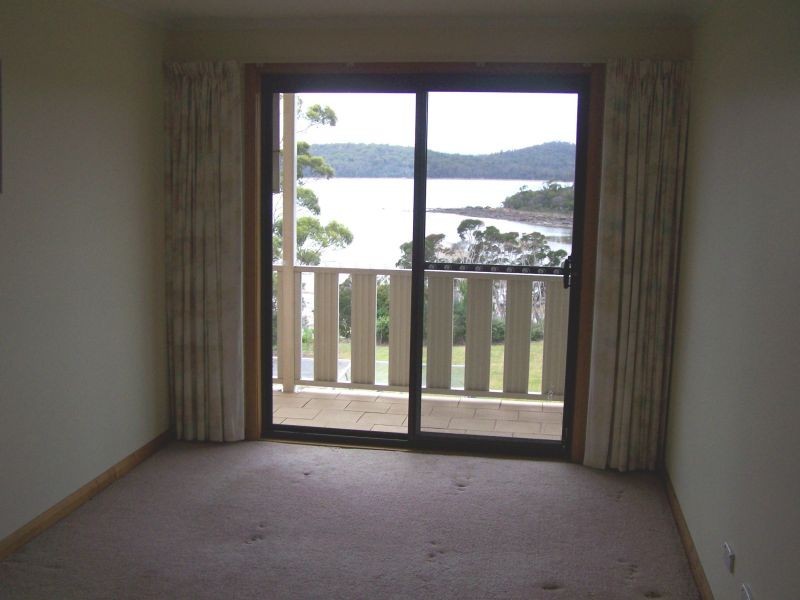 22  Flinders Street, Beauty Point TAS 7270