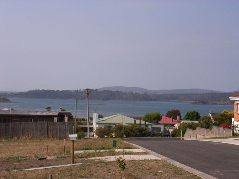 Lot 13  Cosgrove Court, Beauty Point TAS 7270