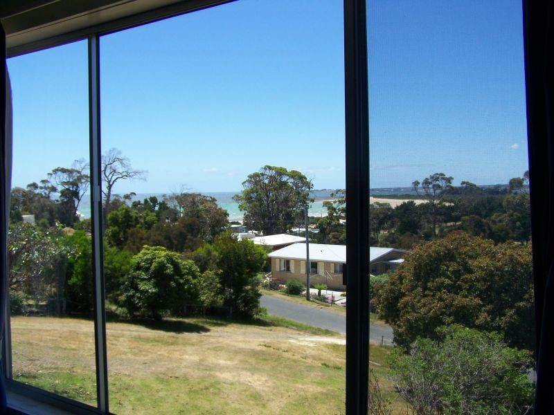 1733  Greens Beach Road, Greens Beach TAS 7270