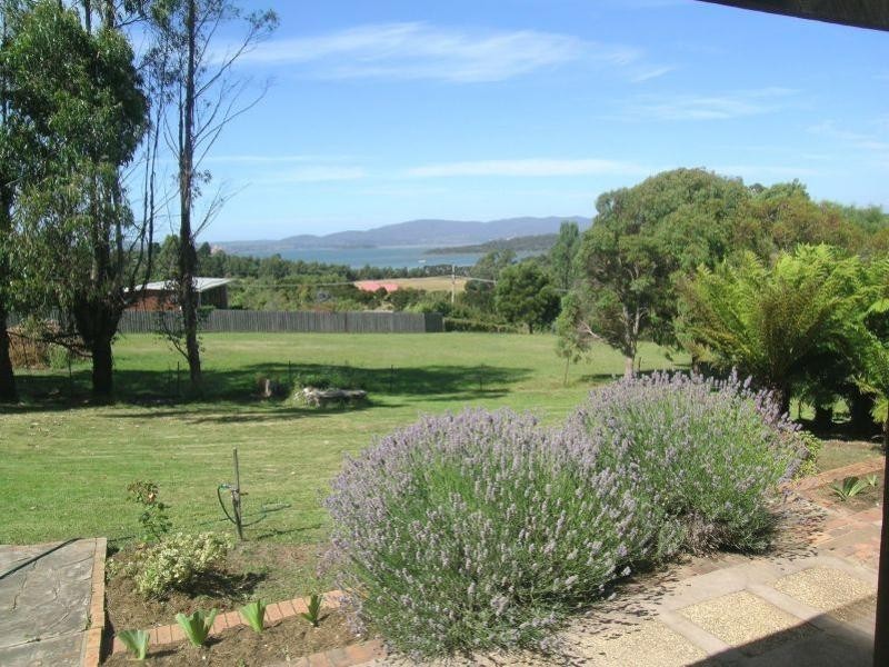 14  Torneys Road, Beauty Point TAS 7270